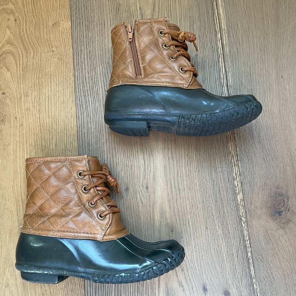 Stevies Brown and Black Quilted Duck Rain Boots - Kids